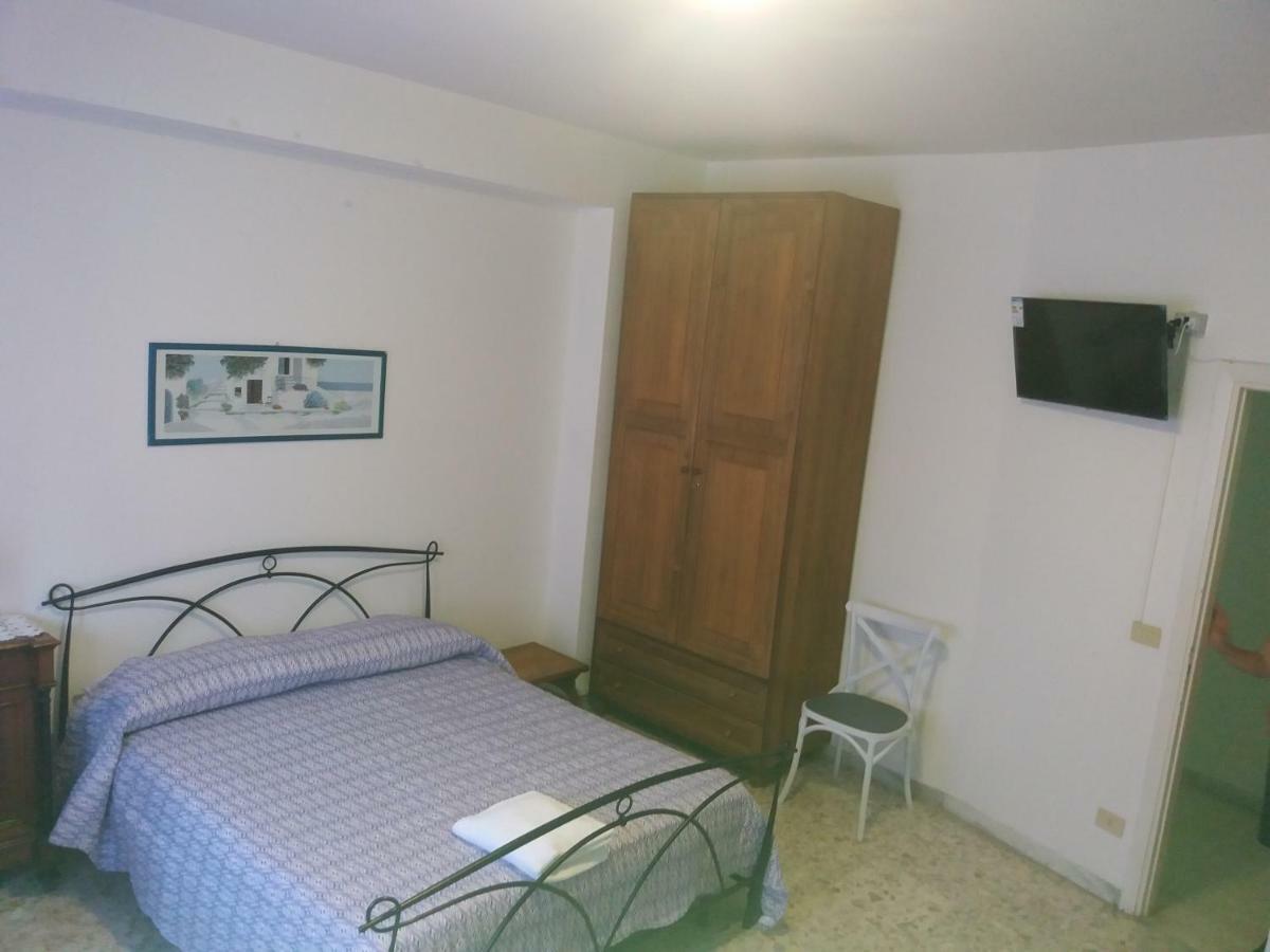 רומא Apartament Silvy Trastevere מראה חיצוני תמונה