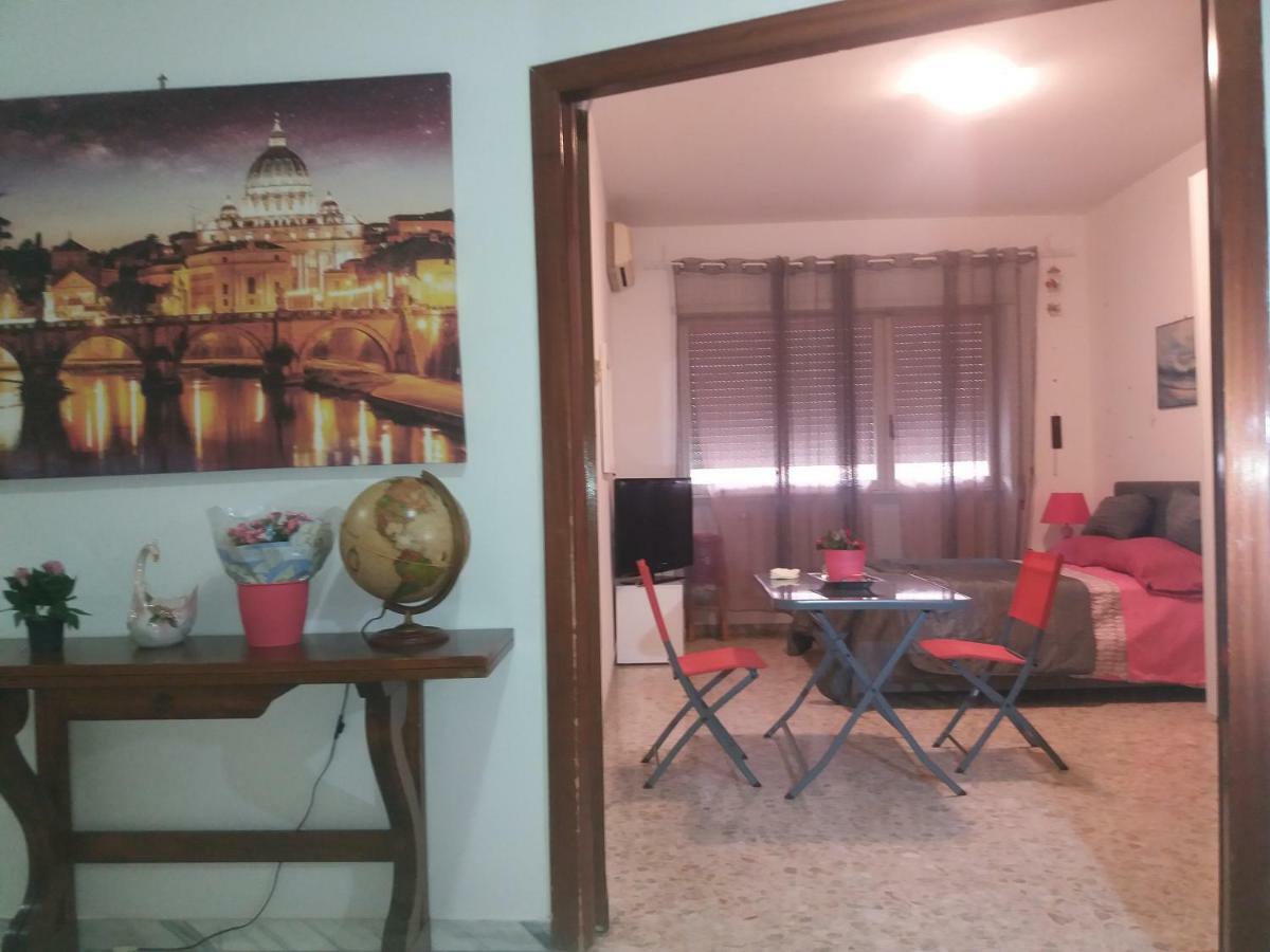 רומא Apartament Silvy Trastevere מראה חיצוני תמונה