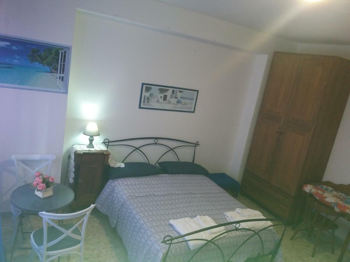 רומא Apartament Silvy Trastevere מראה חיצוני תמונה