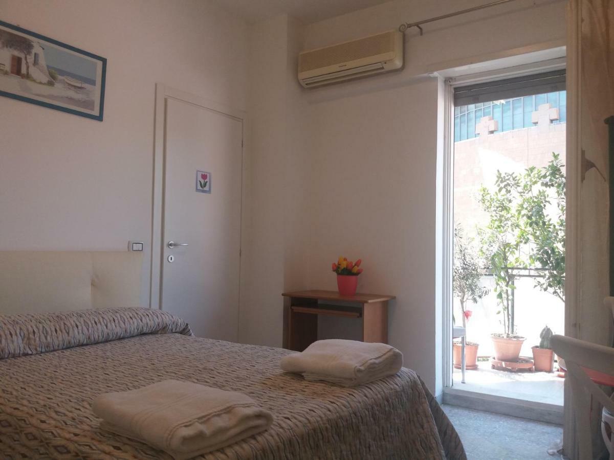 רומא Apartament Silvy Trastevere מראה חיצוני תמונה