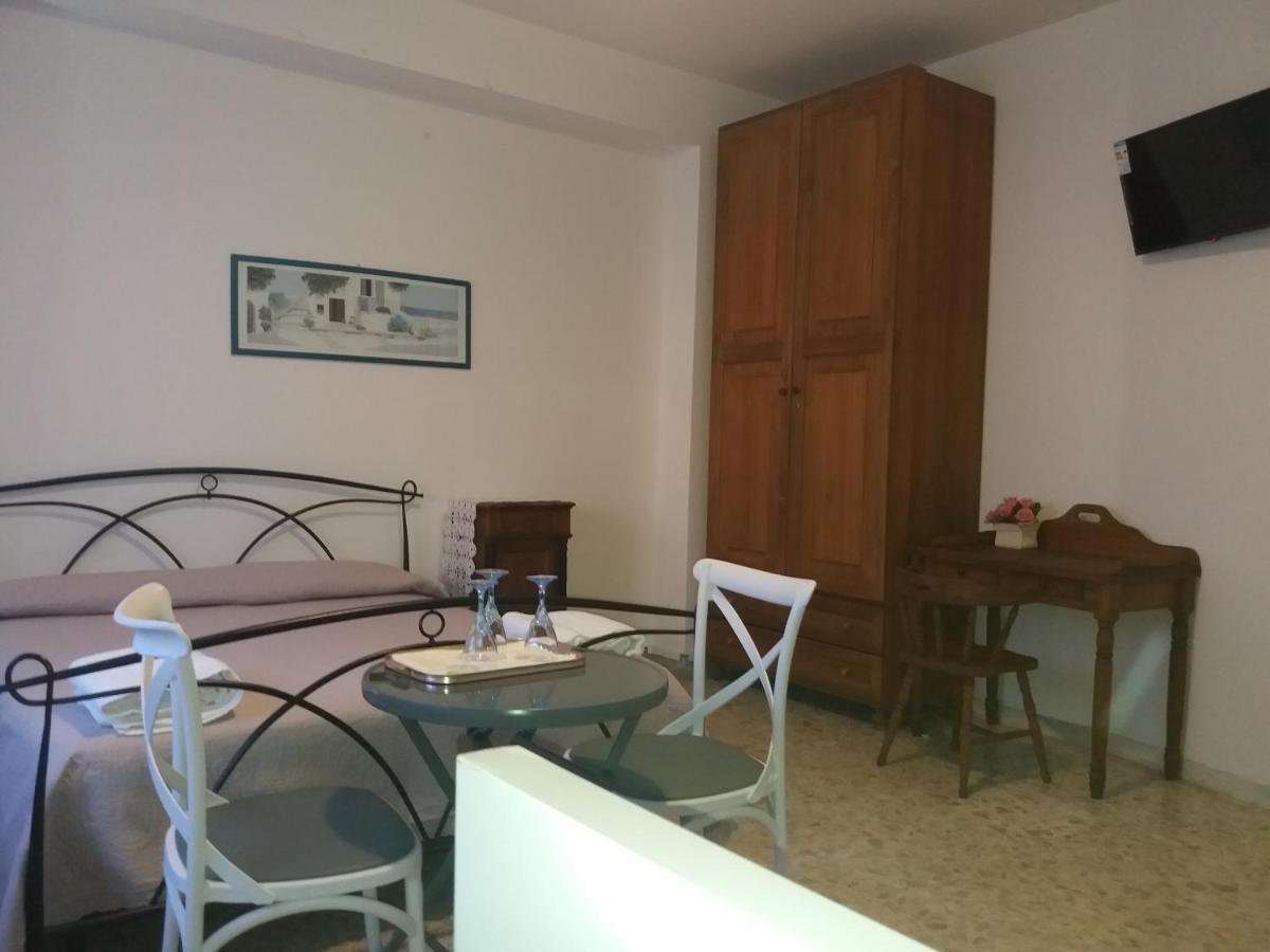 רומא Apartament Silvy Trastevere מראה חיצוני תמונה